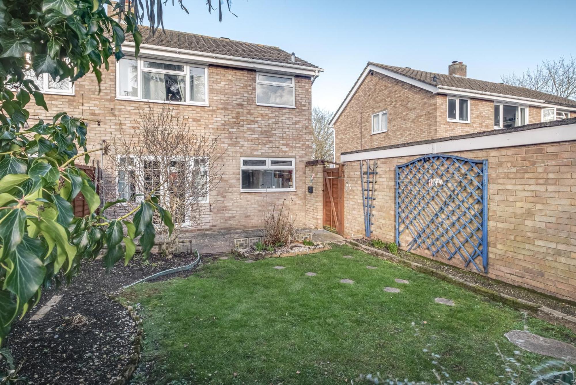 Comfy And Freshly Redecorated Home By Our Home Short Stays Close To Town Centre With Free Parking Bedford Exterior photo
